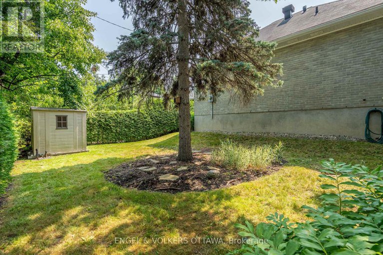 28726493/249-faircrest-road/alta-vistafaircrest-heights/ottawa/ontario/K1H5C9_43