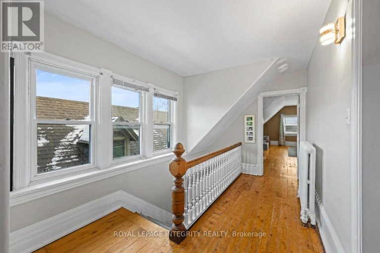 29160294/553-gilmour-street/ottawa-centre/ottawa/ontario/K1R5L5_27