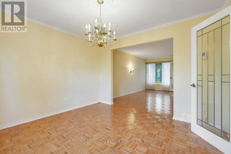 29039084/30-chickasaw-crescent/bridlewood/ottawa/ontario/K2M1M5_14