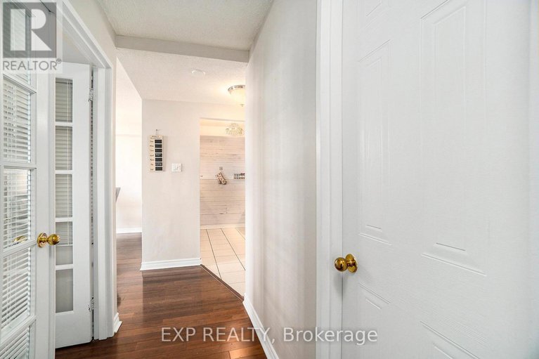 28546571/1013-80-sandcastle-drive/leslie-park/ottawa/ontario/K2H9E7_4