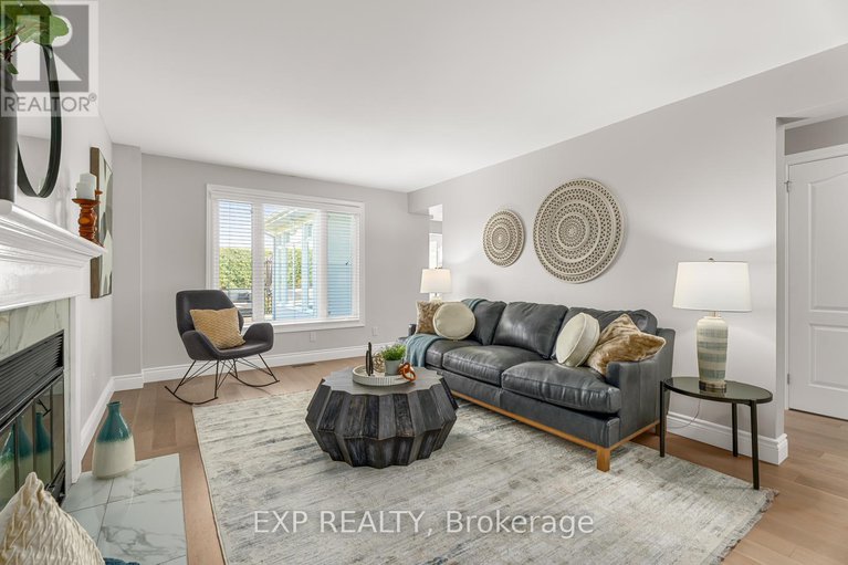 28330540/1822-thornecrest-street/chapel-hill/ottawa/ontario/K1C6K9_18