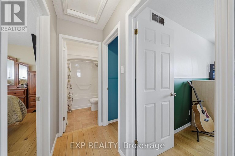 29466998/296-bonavista-street/town-of-rockland/clarence-rockland/ontario/K4K1N8_26