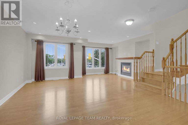 28352724/128a-centrepointe-drive/centrepointe/ottawa/ontario/K2G6B1_11