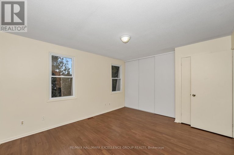 29167198/15-1968-fairglen-mews/blackburn-hamlet-south/ottawa/ontario/K1B5A5_22