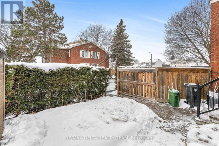 29221824/108-1765-cabaret-lane/fallingbrookpineridge/ottawa/ontario/K4A2H3_17