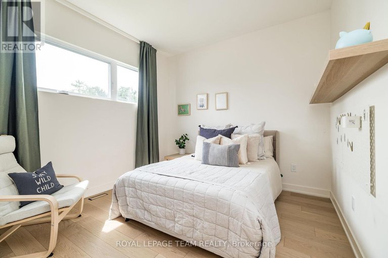28678296/1995-lenester-avenue/mckellar-heightsglabar-park/ottawa/ontario/K2A1K4_30