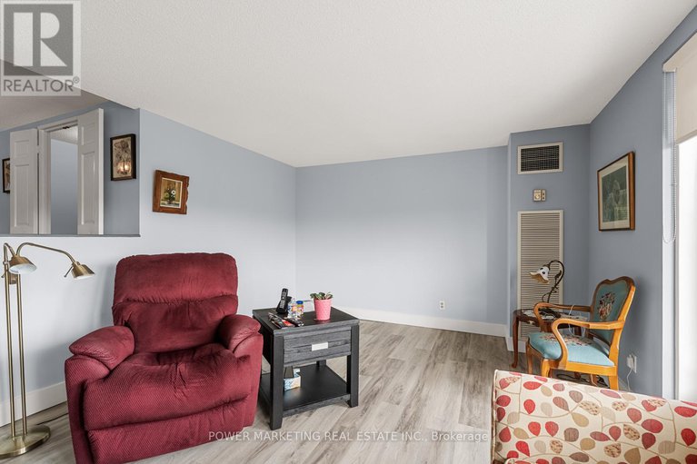 28275801/715-1599-lassiter-terrace/beaconwood/ottawa/ontario/K1J8R6_14