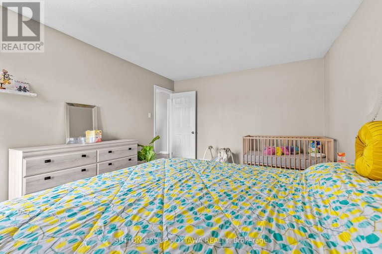 28368697/35-jackson-court/beaverbrook/ottawa/ontario/K2K1B6_24