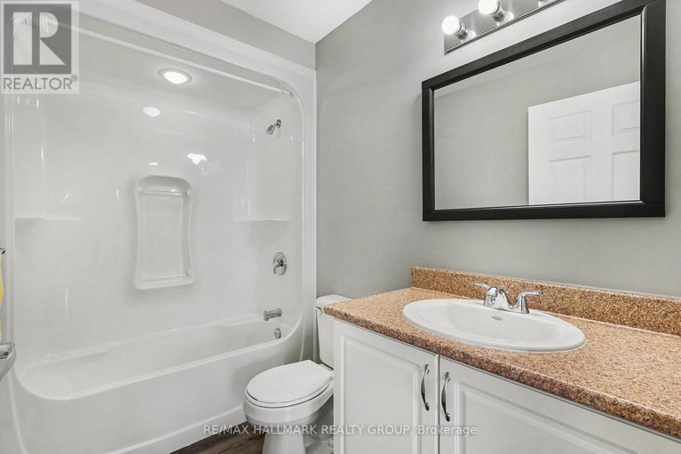 29671641/208-1026-laurier-street/town-of-rockland/clarence-rockland/ontario/K4K1V6_19