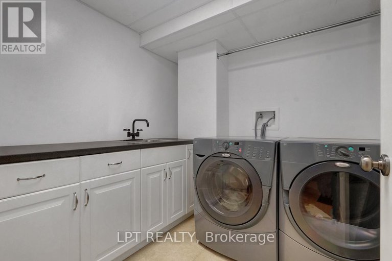 29075971/313-clifton-road/westboro-south/ottawa/ontario/K1Z5V1_44