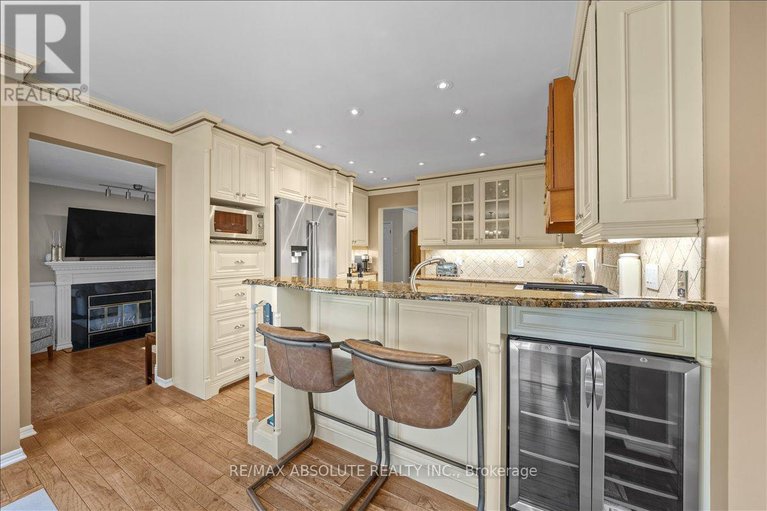 28881078/3-buttonwood-trail/stittsville-central/ottawa/ontario/K2S1C9_8