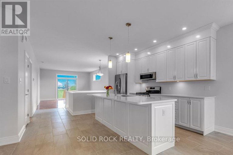 28739102/9-billings-avenue-w/iroquois/south-dundas/ontario/K0E1K0_4