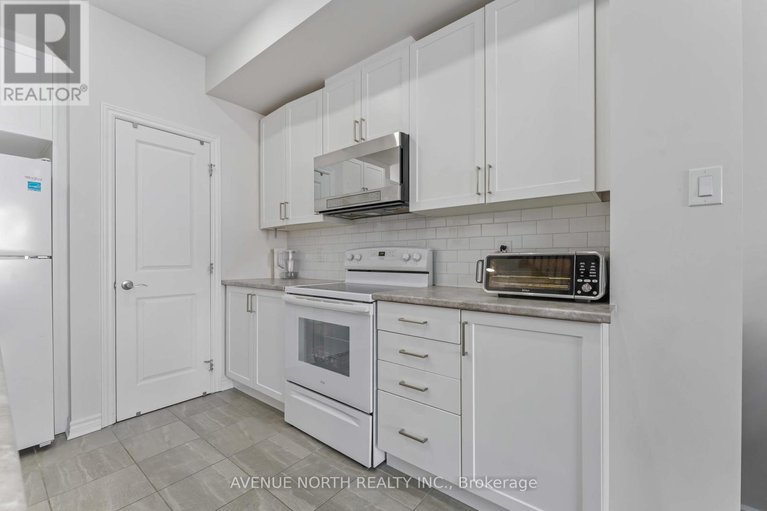 29411567/320-grackle-street/blossom-parkkemp-parkfindlay-creek/ottawa/ontario/K1X0G6_16