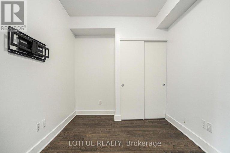 29133065/1705-255-bay-street/ottawa-centre/ottawa/ontario/K1R0C5_18