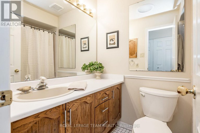 29288640/14-27-pine-needles-court/stittsville-central/ottawa/ontario/K2S1G5_24