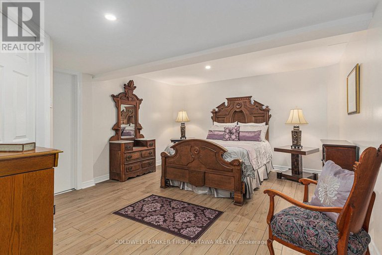 28776188/475-moffatt-street/carleton-place/carleton-place/ontario/K7C4V8_27