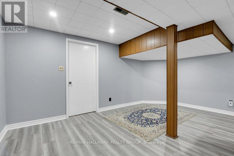 29444674/6-westdale-avenue/lakeview-park/ottawa/ontario/K2H5J3_56