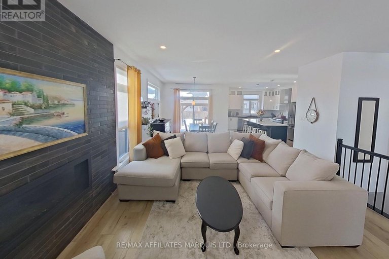 29387791/51-nancy-street/embrun/russell/ontario/K0A1W0_6