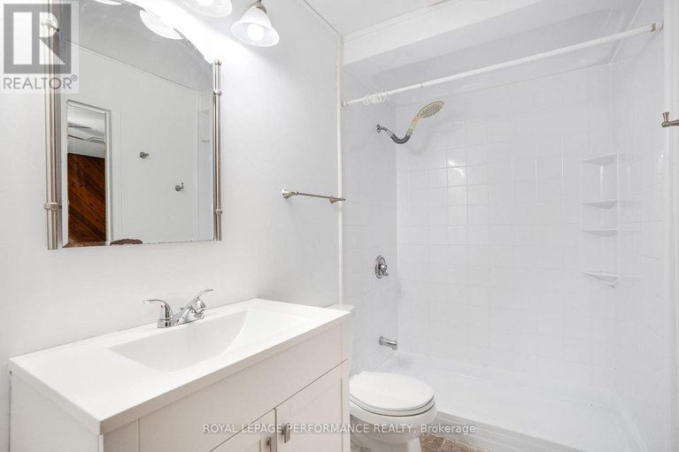 29633490/69-home-avenue/vankleek-hill/champlain/ontario/K0B1R0_12