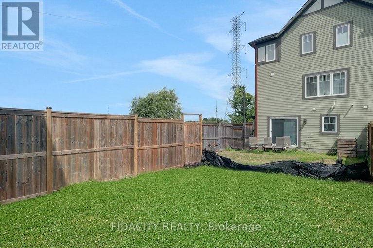 28749248/111-gelderland-private/emerald-meadowstrailwest/ottawa/ontario/K2V0H8_21