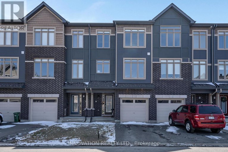 29581806/46-barn-swallow-private-s/riverside-southgloucester-glen/ottawa/ontario/K4M0H5_1