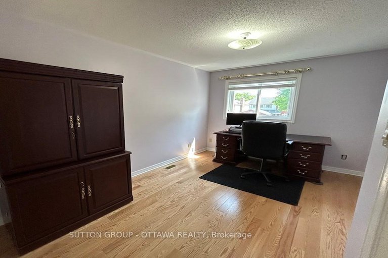 28965815/32-cellini-court-w/hunt-club-park/ottawa/ontario/K1G5K3_26