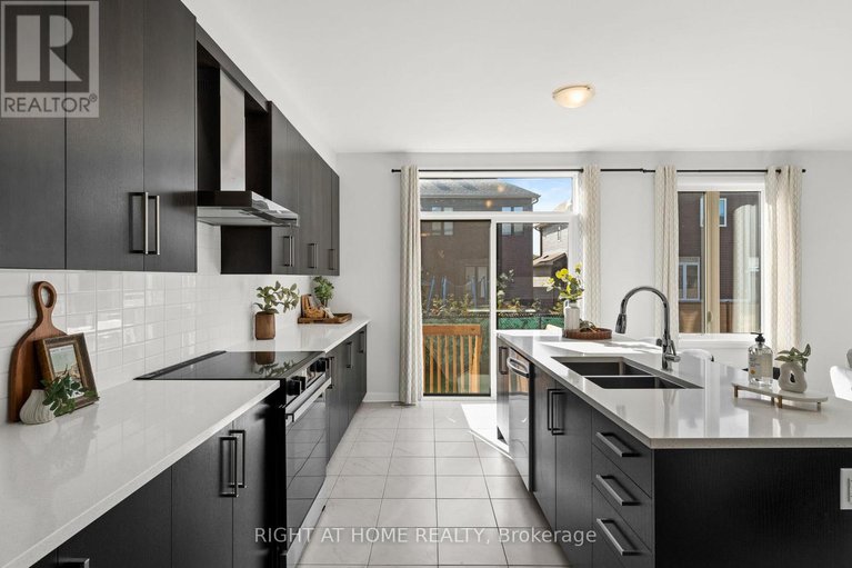 29060961/762-shoal-street/mahogany-community/ottawa/ontario/K4M0X5_18