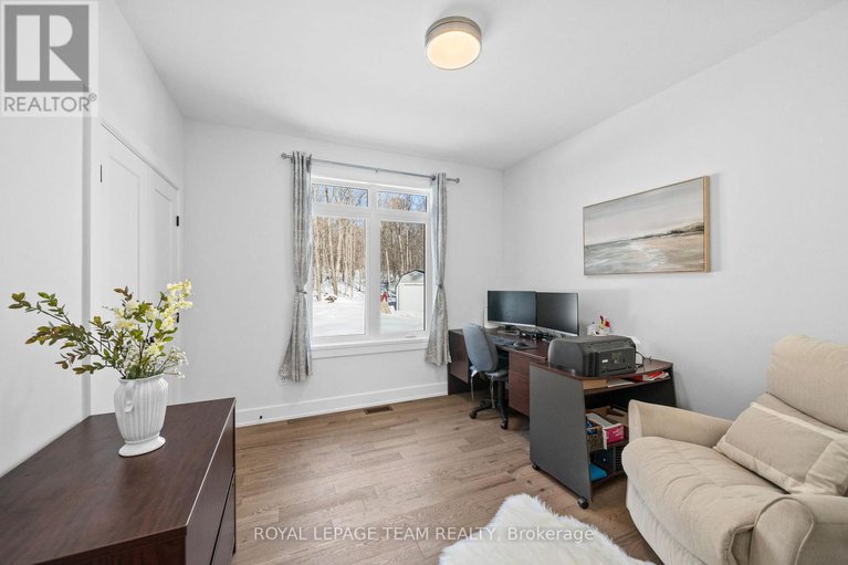 29447129/190-raymond-luhta-crescent/mcnabbraeside-twps/mcnabbraeside/ontario/K7S3G8_49