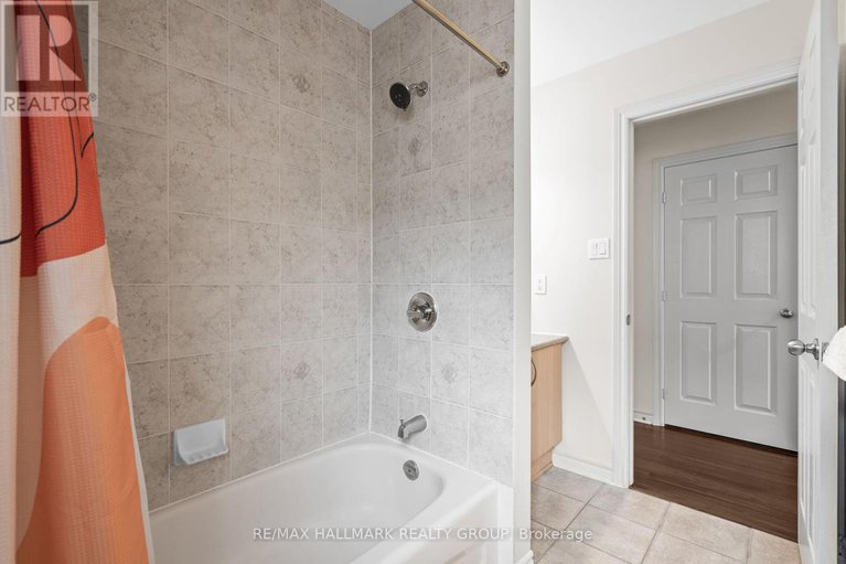 28457131/1340-guthrie-street/leslie-park/ottawa/ontario/K2H1G8_33
