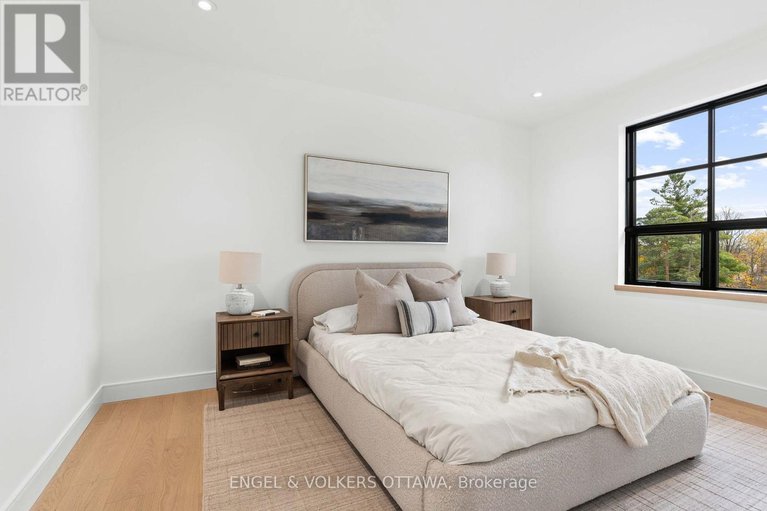 28524706/1168-highcroft-drive/manotick-village-manotick-estates/ottawa/ontario/K4M0Z1_29