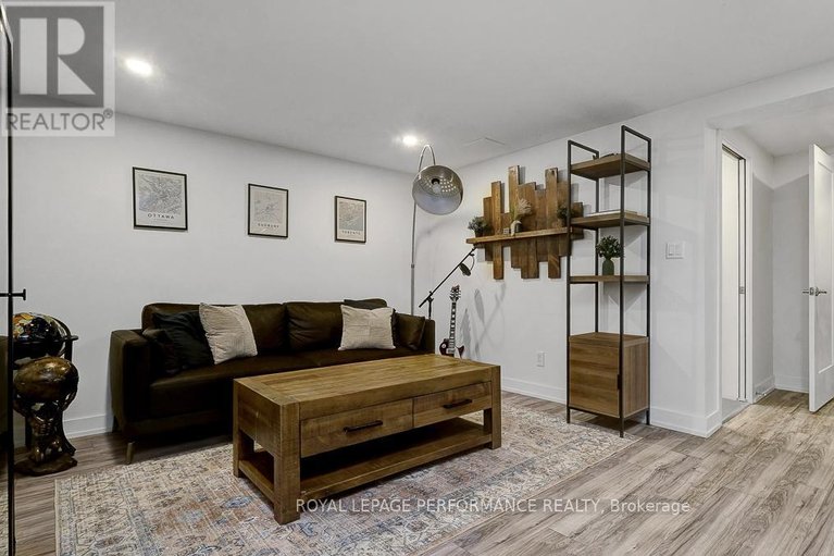 29674269/510-foxview-place/cfb-rockcliffe-and-area/ottawa/ontario/K1K4C4_34