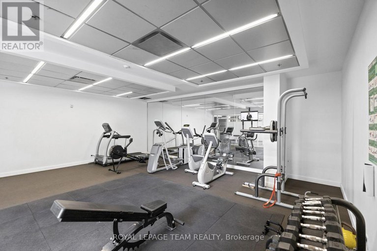 28594562/232-340-mcleod-street/ottawa-centre/ottawa/ontario/K2P1A4_27