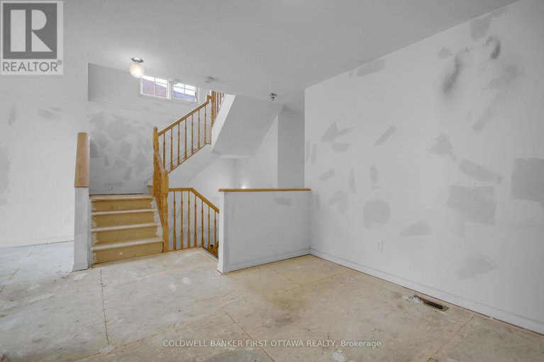 28221076/24-6141-red-willow-drive/chapel-hill/ottawa/ontario/K1C7J7_15