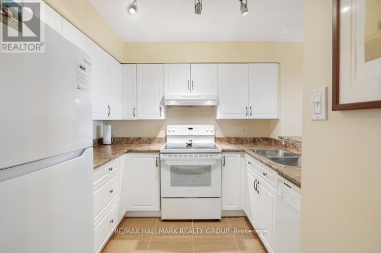 28804579/1006-545-st-laurent-boulevard/viscount-alexander-park/ottawa/ontario/K1K4H9_5