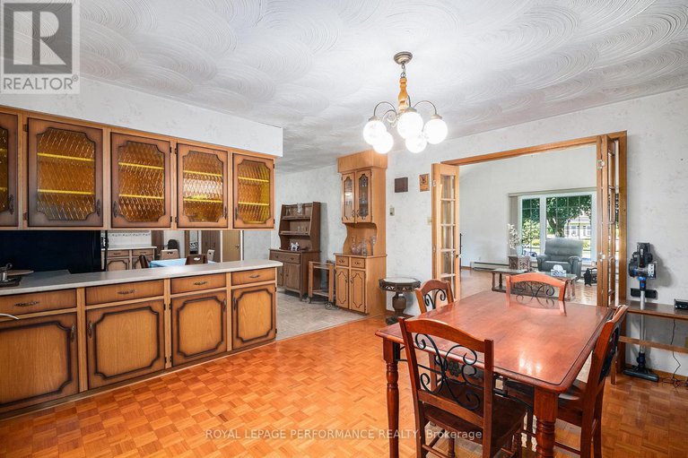 28651683/166-mccormick-road/alexandria/north-glengarry/ontario/K0C1A0_9