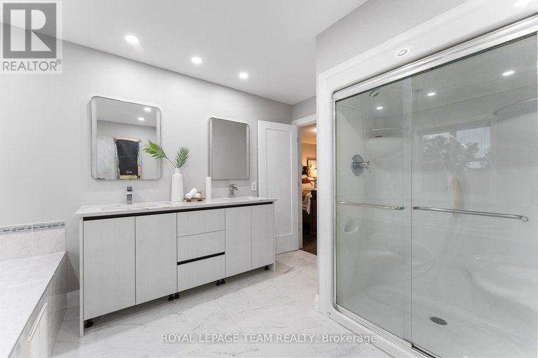28628335/7474-mitch-owens-road/osgoode-twp-north-of-reg-rd-6/ottawa/ontario/K4P1K9_33