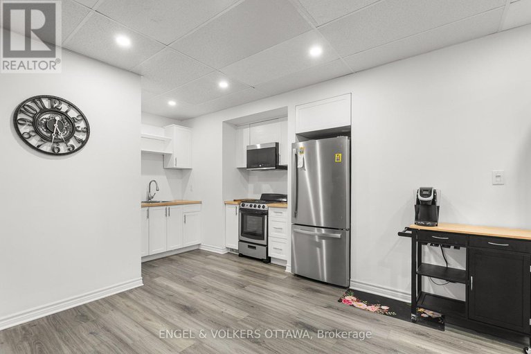 28533068/271-berrigan-drive/longfields/ottawa/ontario/K2J5C3_22