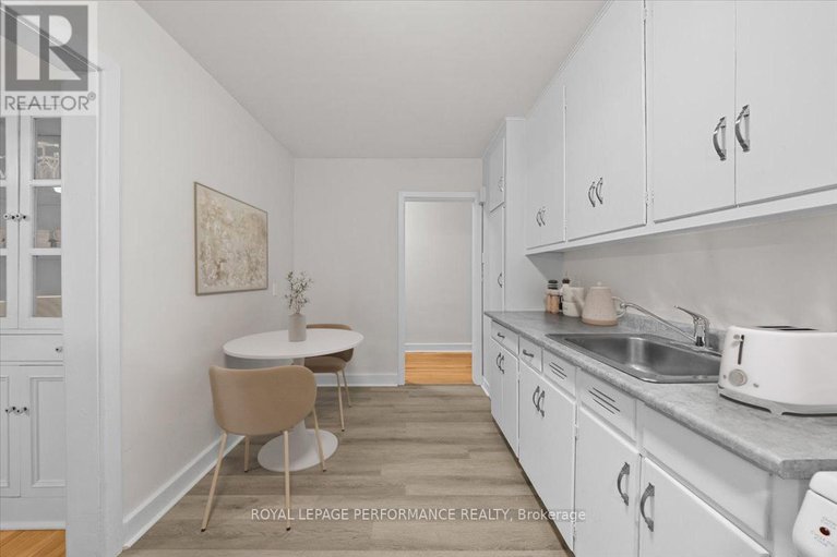 29083781/234-knox-crescent/riverview-park/ottawa/ontario/K1G0K8_13