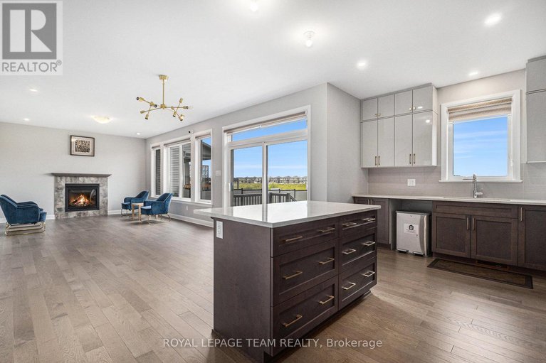 29077889/659-parkview-terrace/village-of-russell/russell/ontario/K4R0C7_7