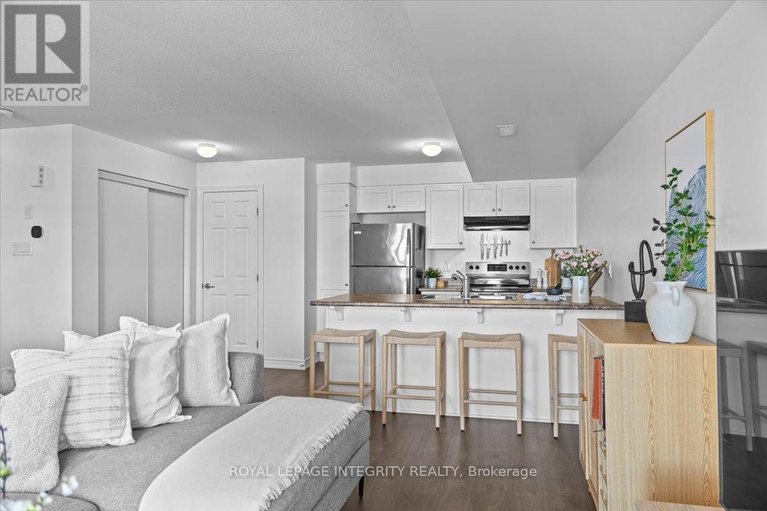 29615081/78-lyrid-private/half-moon-bay/ottawa/ontario/K2J6N3_25