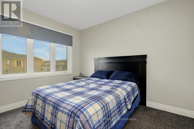 28899220/547-parade-drive/stittsville-south/ottawa/ontario/K2S0X8_28