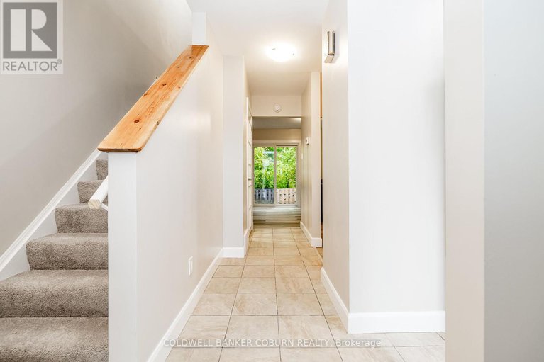 28928186/82-3659-aladdin-lane/blossom-parkkemp-parkfindlay-creek/ottawa/ontario/K1T1V5_5