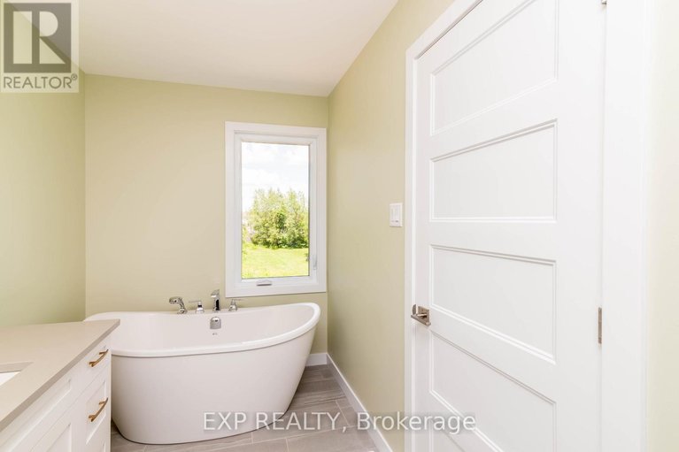 29574549/140-elizabeth-crescent/chesterville/north-dundas/ontario/K0A2M0_9