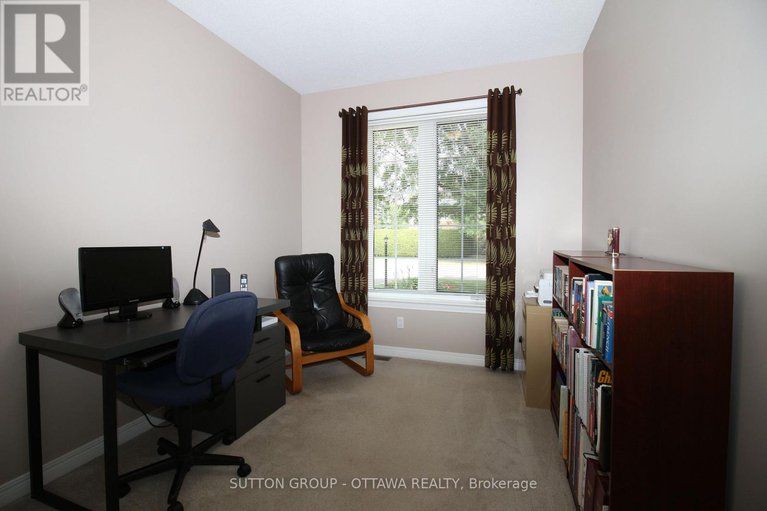 28889685/18-sirocco-crescent/stittsville-north/ottawa/ontario/K2S1Z7_18