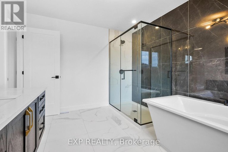 29159787/413-fleet-canuck-private/huntley-ward-south-east/ottawa/ontario/K2M0M5_19