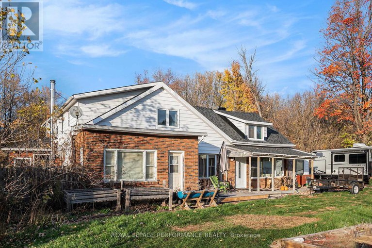 29056706/16015-county-2-road/long-sault/south-stormont/ontario/K0C1P0_5