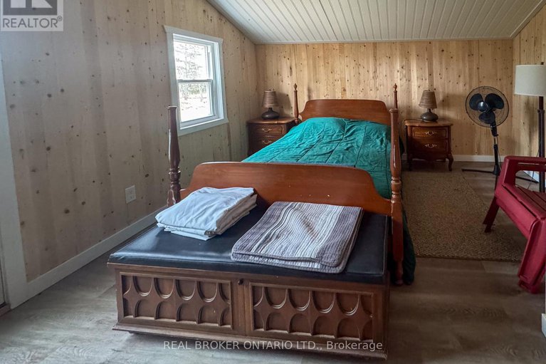 28211239/101-fairclough-island/drummondnorth-elmsley-north-elmsley-twp/drummondnorth-elmsley/ontario/K7H3C7_12