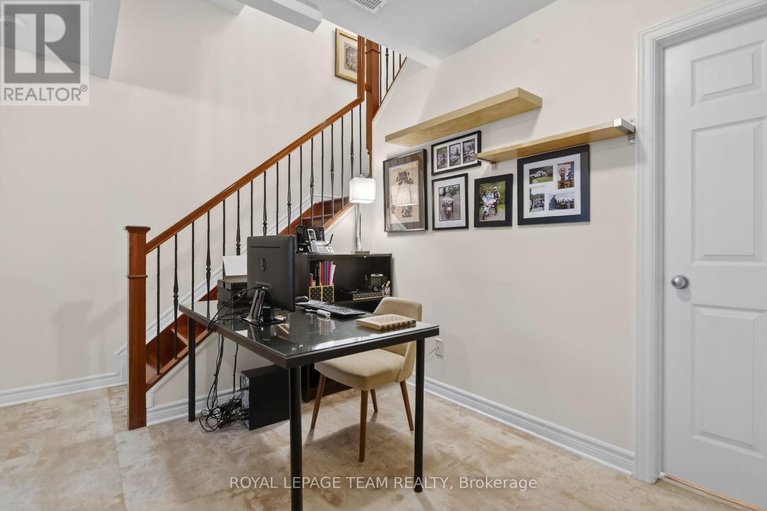 29591881/210-hunterbrook-street-n/morgans-grantsouth-march/ottawa/ontario/K2K0E6_38