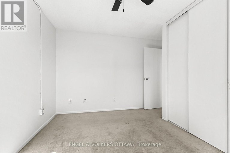 28900181/202-royalton-private/hunt-club-woods/ottawa/ontario/K1V9S3_19