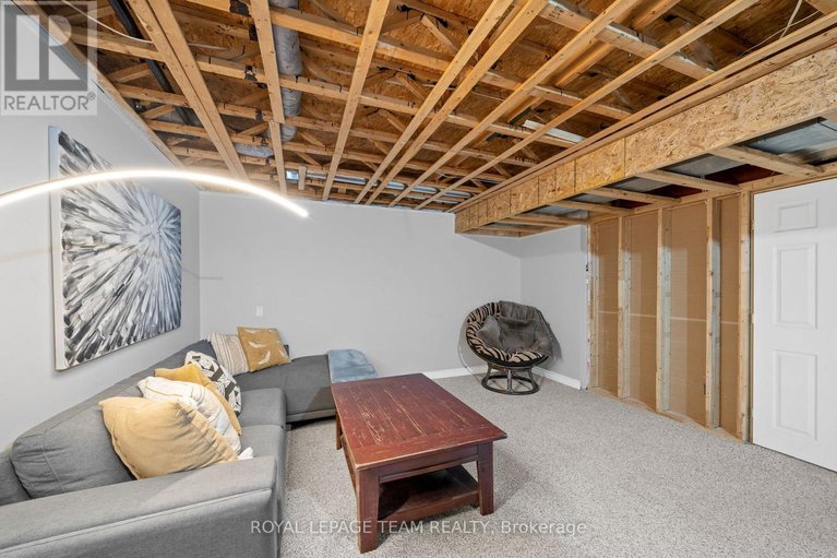 29572534/5440-wadell-court/manotick-village-manotick-estates/ottawa/ontario/K4M1L3_41